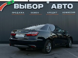 2016 Toyota Camry VII (XV50) Рестайлинг, серый, 2298000 рублей, вид 2