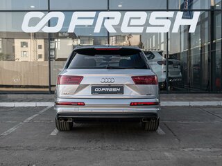 2015 Audi Q7 II (4M), серебристый, 3950000 рублей, вид 4