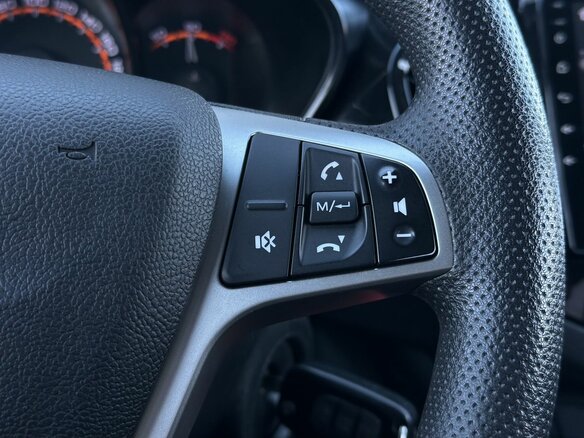 2019 Lada (ВАЗ) Vesta SW I, белый, 999000 рублей - вид 15
