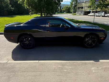 2022 Dodge Challenger III Рестайлинг 2, чёрный, 4769999 рублей, вид 5