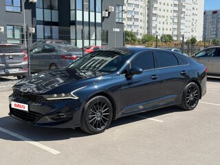 2020 Kia K5 III, синий, 2650000 рублей, вид 2