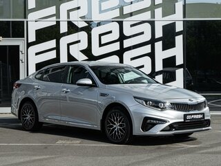 2019 Kia Optima IV Рестайлинг, серебристый, 1996300 рублей, вид 1