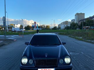 1996 Mercedes-Benz E-Класс 290 II (W210, S210), синий, 260000 рублей, вид 2