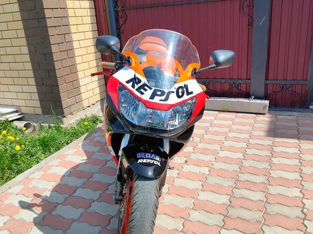 2001 Honda CBR 929RR Fireblade, оранжевый, 370000 рублей, вид 2