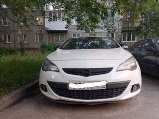 2012 Opel Astra GTC J Рестайлинг, белый, 570000 рублей, вид 2