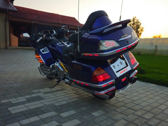 2002 Honda GL 1800 Gold Wing, синий, 630000 рублей - вид 7