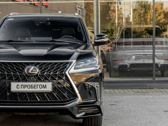 2019 Lexus LX 570 III Рестайлинг 2, чёрный, 6500000 рублей - вид 6