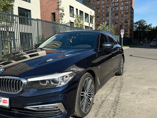 2017 BMW 5 серии 520d xDrive VII (G30/G31/G38), синий, 3540000 рублей, вид 2