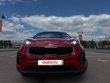 2018 Kia Sportage IV, красный, 2050000 рублей, вид 2