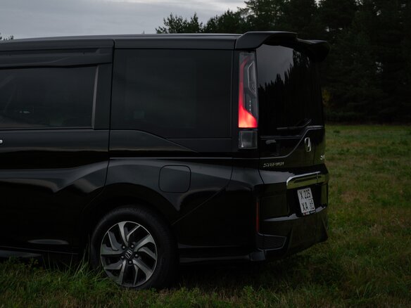 2015 Honda Stepwgn Spada V, чёрный - вид 5