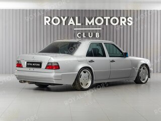1994 Mercedes-Benz E-Класс 500 I (W124), серебристый, 15100000 рублей, вид 5