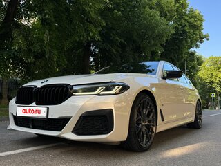 2021 BMW 5 серии 530i xDrive VII (G30/G31/G38) Рестайлинг, белый, 4749000 рублей, вид 1
