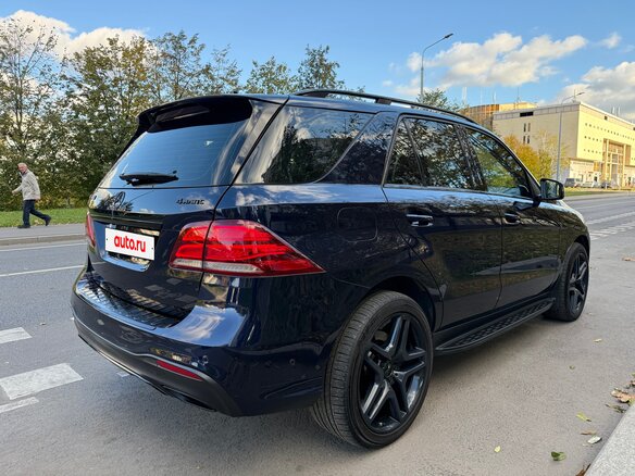 2015 Mercedes-Benz GLE 400 I (W166), чёрный - вид 6