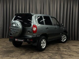 2005 Chevrolet Niva I, серый, 299999 рублей, вид 3