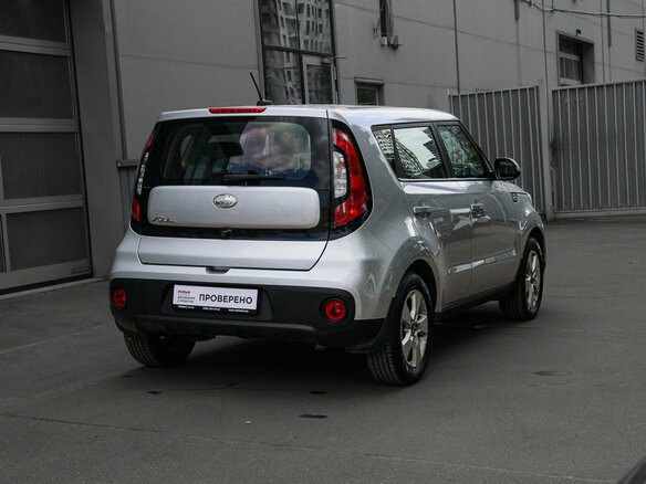 2018 Kia Soul II Рестайлинг, серый - вид 3