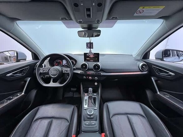 2022 Audi Q2 35 TFSI I Рестайлинг, серебристый - вид 16