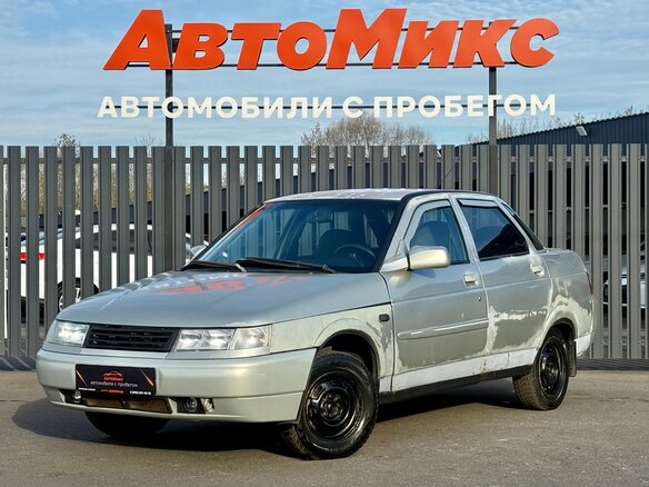 2005 Lada (ВАЗ) 2110, серебристый, 95000 рублей