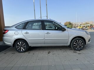 2026 Lada (ВАЗ) Granta I Рестайлинг, серебристый, 1344000 рублей, вид 4