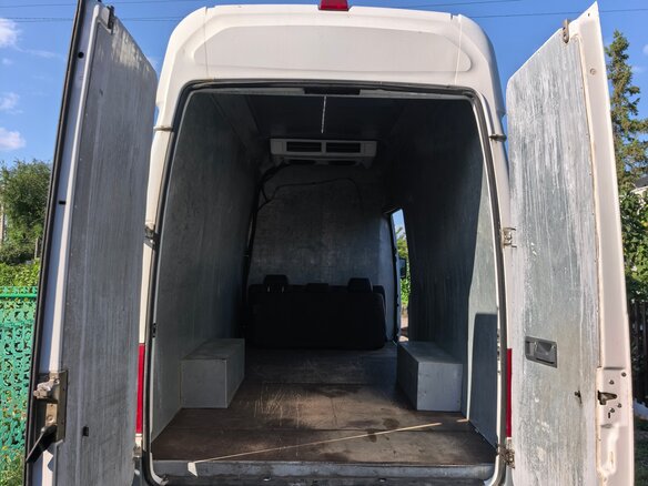 2017 Mercedes-Benz Sprinter, белый, 1980000 рублей - вид 4