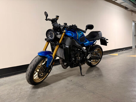 2022 Yamaha XSR900, синий, 990000 рублей, вид 2