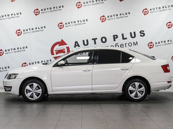 2013 Skoda Octavia III (A7), белый, 949000 рублей - вид 5