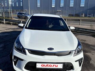 2017 Kia Rio IV, белый, 940000 рублей, вид 1