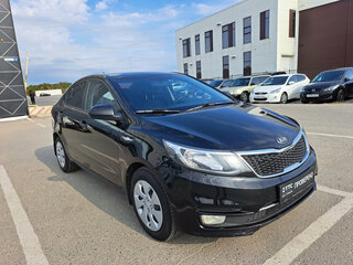2015 Kia Rio III Рестайлинг, чёрный, 1037000 рублей, вид 3