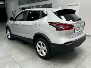 2019 Nissan Qashqai II Рестайлинг, серебристый, 1799000 рублей, вид 5