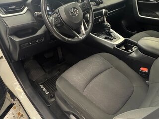 2021 Toyota RAV4 V (XA50), белый, 2800000 рублей, вид 5