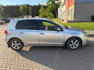 2009 Volkswagen Golf VI, белый, 510000 рублей, вид 3