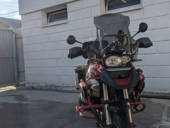 2010 BMW R 1200 GS, красный, 700000 рублей - вид 2