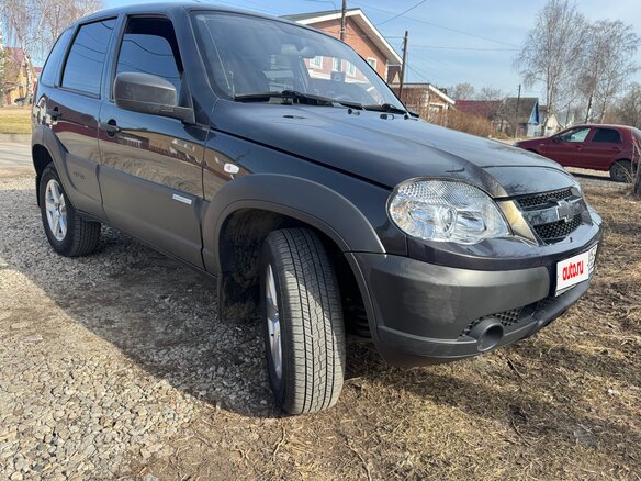 2015 Chevrolet Niva I Рестайлинг, фиолетовый, 750000 рублей - вид 3