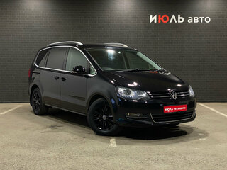 2012 Volkswagen Sharan II, чёрный, 1395000 рублей, вид 3