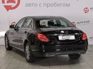 2015 Mercedes-Benz C-Класс 180 IV (W205), чёрный, 2234000 рублей, вид 2