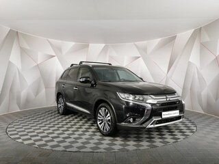 2021 Mitsubishi Outlander III Рестайлинг 3, чёрный, 1975000 рублей, вид 3