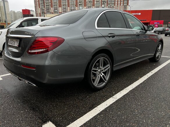 2019 Mercedes-Benz E-Класс 220 d V (W213, S213, C238), серый - вид 4