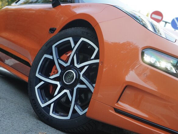 2023 Zeekr 001 100 kWh I, оранжевый - вид 25