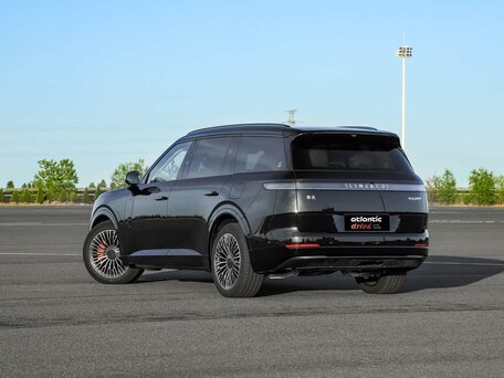 2026 Lynk & Co 900, чёрный, 7640000 рублей, вид 4