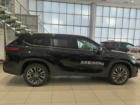 2026 Toyota Highlander IV (XU70), чёрный, 5450000 рублей, вид 4