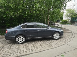 2006 Volkswagen Passat B6, синий, 650000 рублей, вид 1