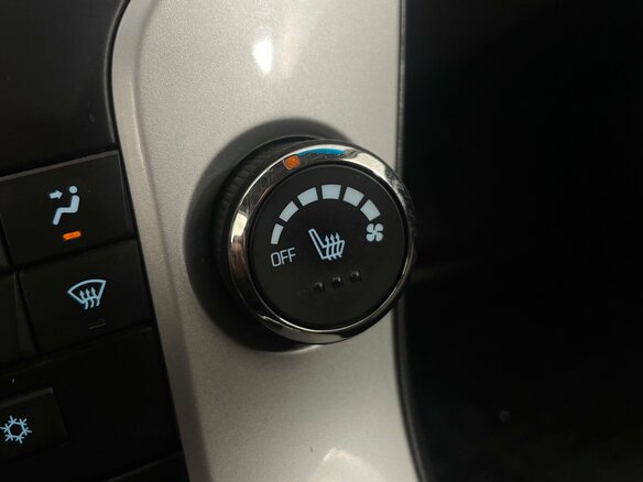 2014 Chevrolet Cruze I Рестайлинг, серебристый - вид 20