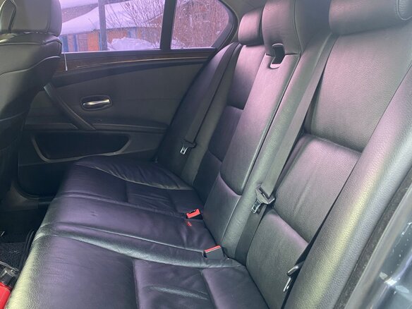 2007 BMW 5 серии 520i V (E60/E61) Рестайлинг, серый, 1150000 рублей - вид 9