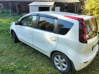 2009 Nissan Note I Рестайлинг, белый, 460000 рублей, вид 4