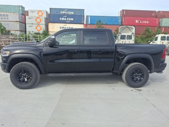2026 Ram 1500 TRX SRT V Рестайлинг, чёрный, 18949000 рублей - вид 3