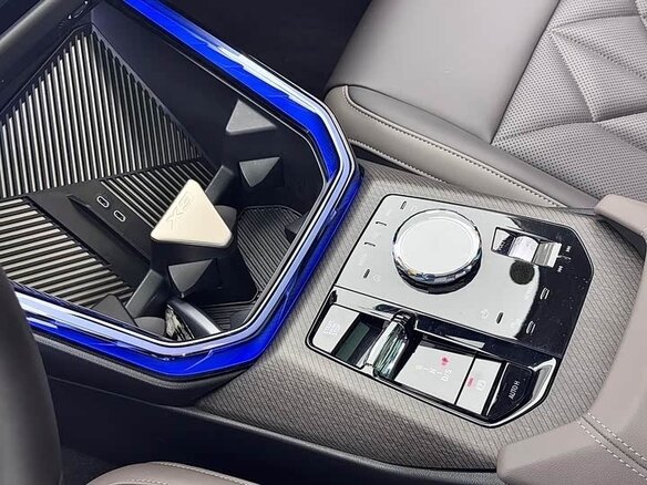 2024 BMW X3 Long 30L xDrive IV (G45/G48), чёрный, 6604000 рублей - вид 26