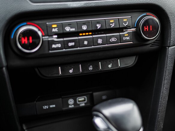 2019 Kia Ceed III, синий, 1480000 рублей - вид 8