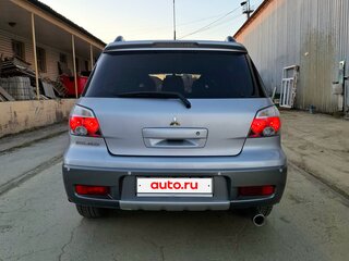 2005 Mitsubishi Outlander I, серый, 750000 рублей, вид 3