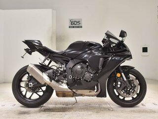 2022 Yamaha YZF-R1, чёрный, 1908000 рублей, вид 2