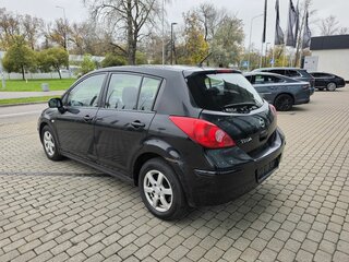 2008 Nissan Tiida I, чёрный, 850000 рублей, вид 3