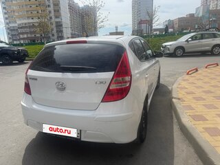 2010 Hyundai i30 I Рестайлинг, белый, 650000 рублей, вид 2